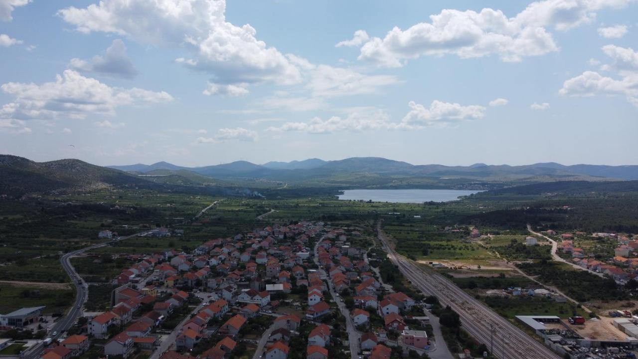Apartman Palme Hotel Sibenik Exterior photo